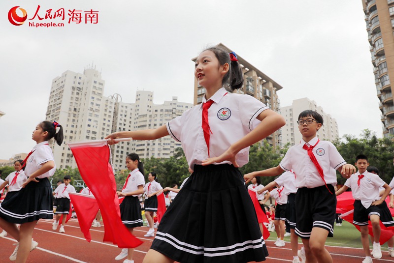 开幕式现场。人民网 符武平摄