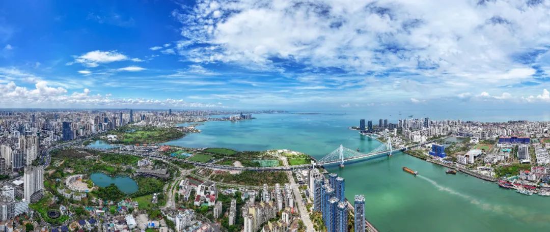 风光旖旎的海口。杨鹤摄