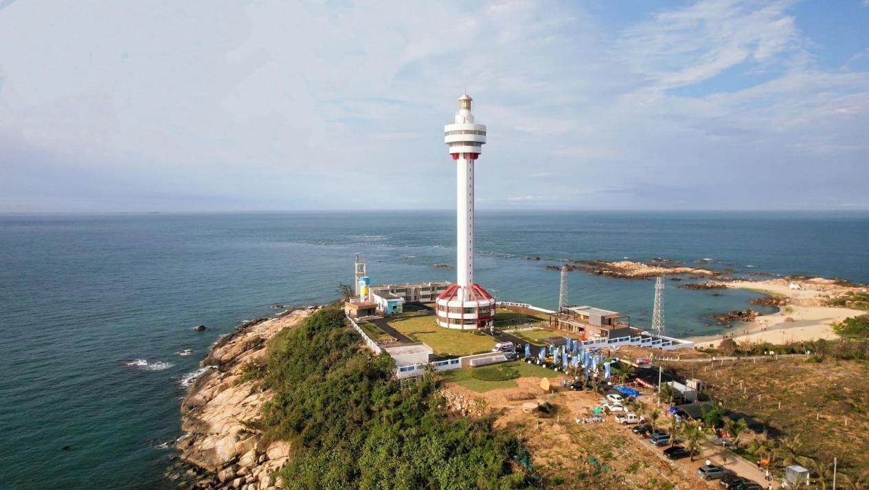 俯瞰海旅环岛木栏头灯塔文化驿站。主办方图