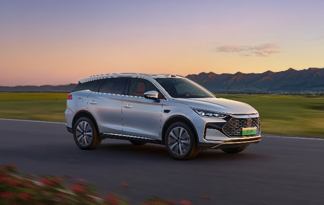 唐DM-i智驾版175KM长续航版上市 引领家庭出行新时代