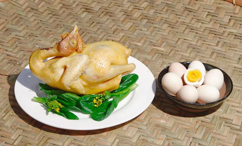 ”酒糟鸡“。受访者供图