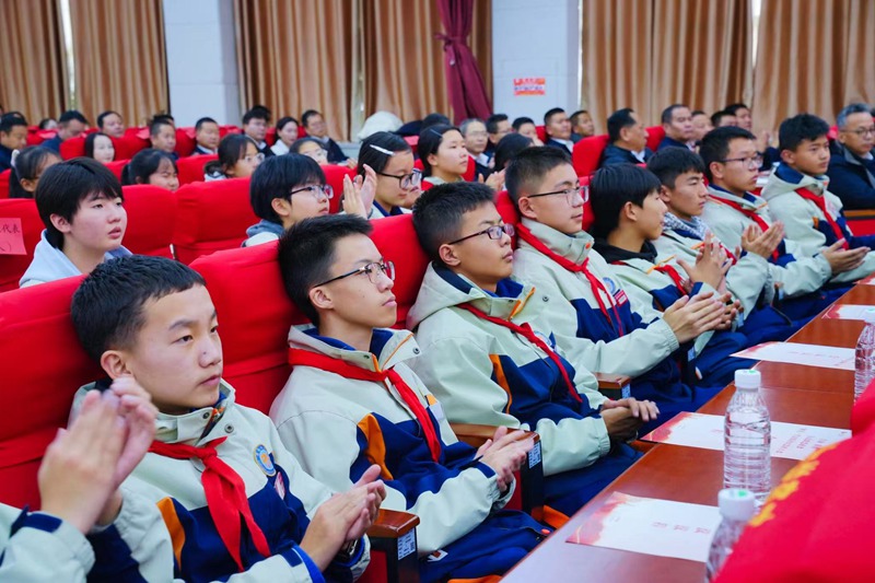 青海·黄南同上一堂民族团结思政大课