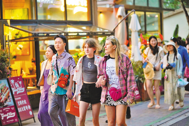 多彩新年人气旺