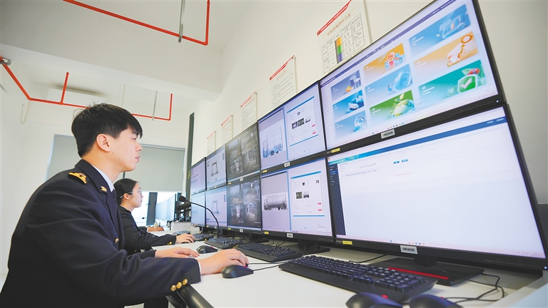 海口海关：智慧审图秒速通关