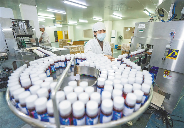 开足马力忙生产