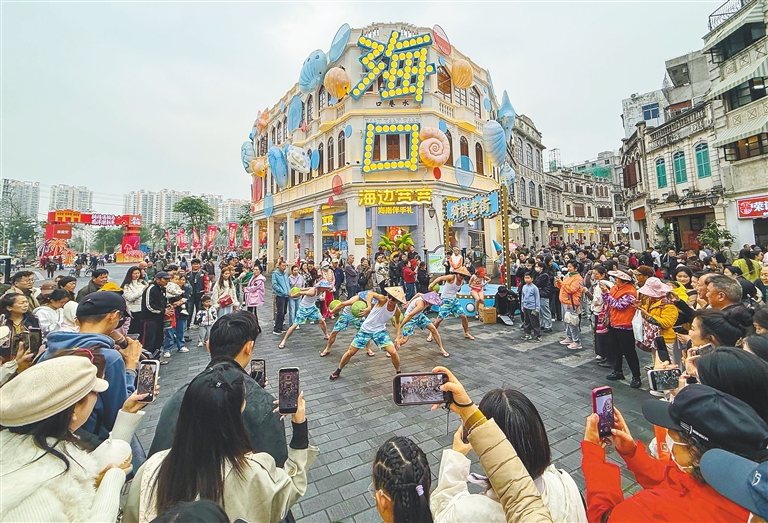 海口骑楼老街：年味有新意