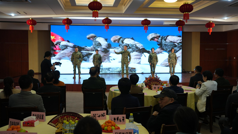 茶话会现场。海南省双拥办供图