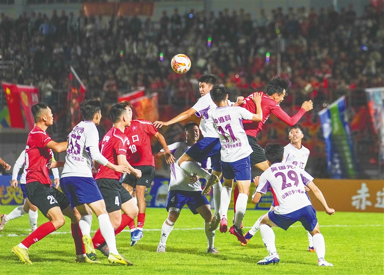 海口队与琼中队闯进首届琼超决赛