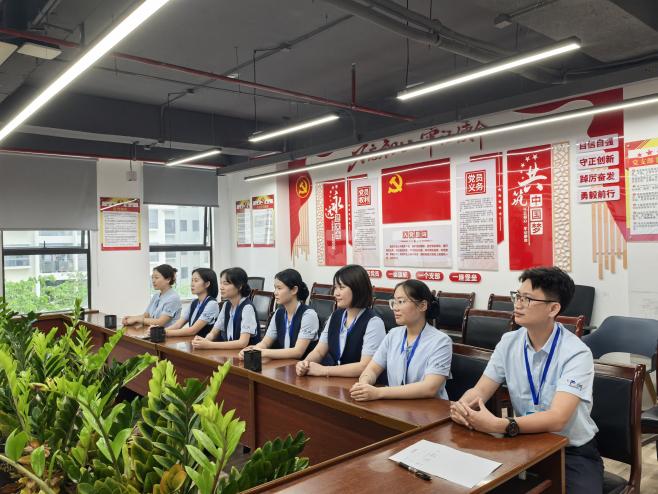 三亚崖州区营商环境建设局开展了专题培训。崖州区营商环境建设局供图
