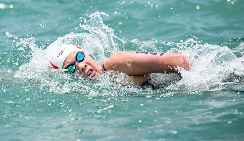 中国双姝包揽三亚亚沙会公开水域女子5公里金银牌