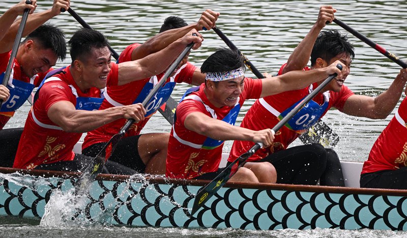 69e9dfbae4b06490eb3cc40c