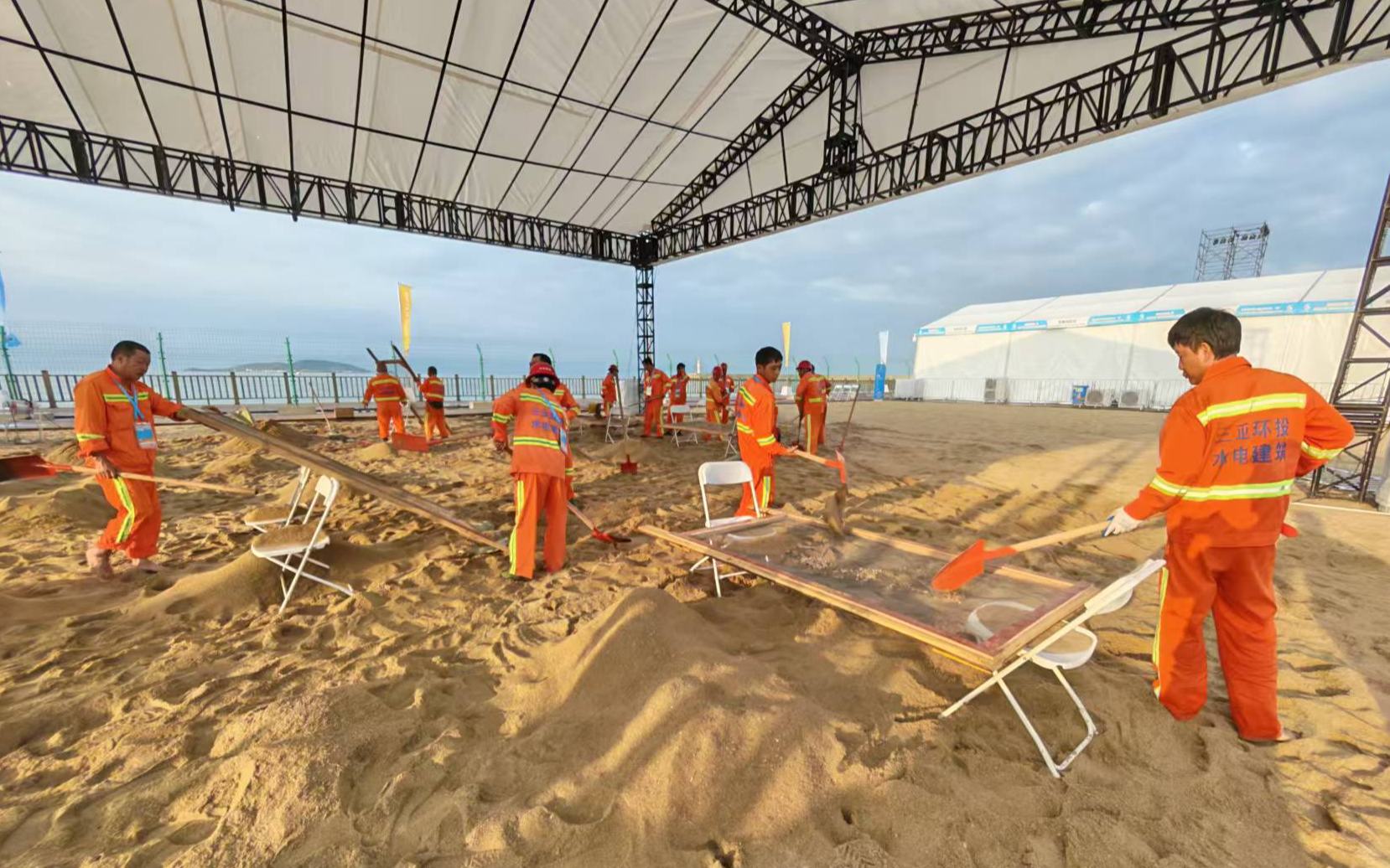 看，这群亚沙会的护航者