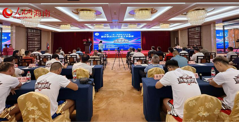 6月19日，2026铁拳武风中泰巅峰搏击冠军赛新闻发布会举办。人民网 熊淑婷摄
