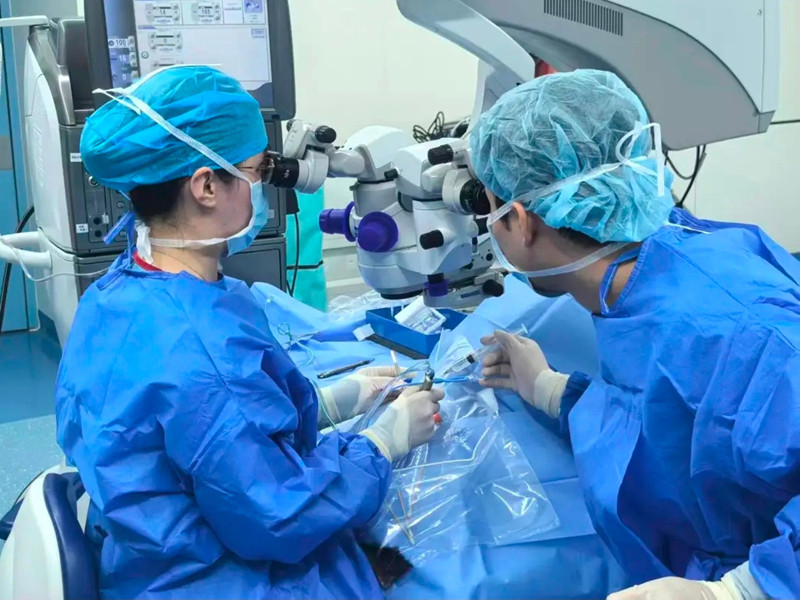 崖州区推进老年人白内障免费诊疗项目。崖州区卫健委供图