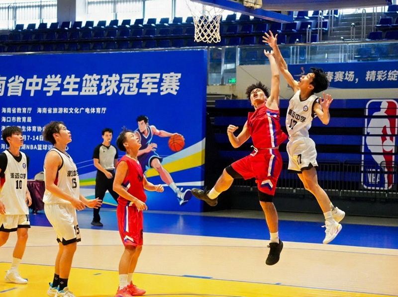 比赛精彩瞬间。胡海涛摄