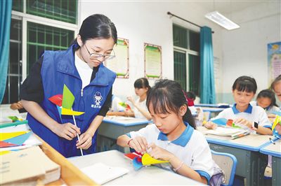 屯昌以文明创建推动城市精细化管理